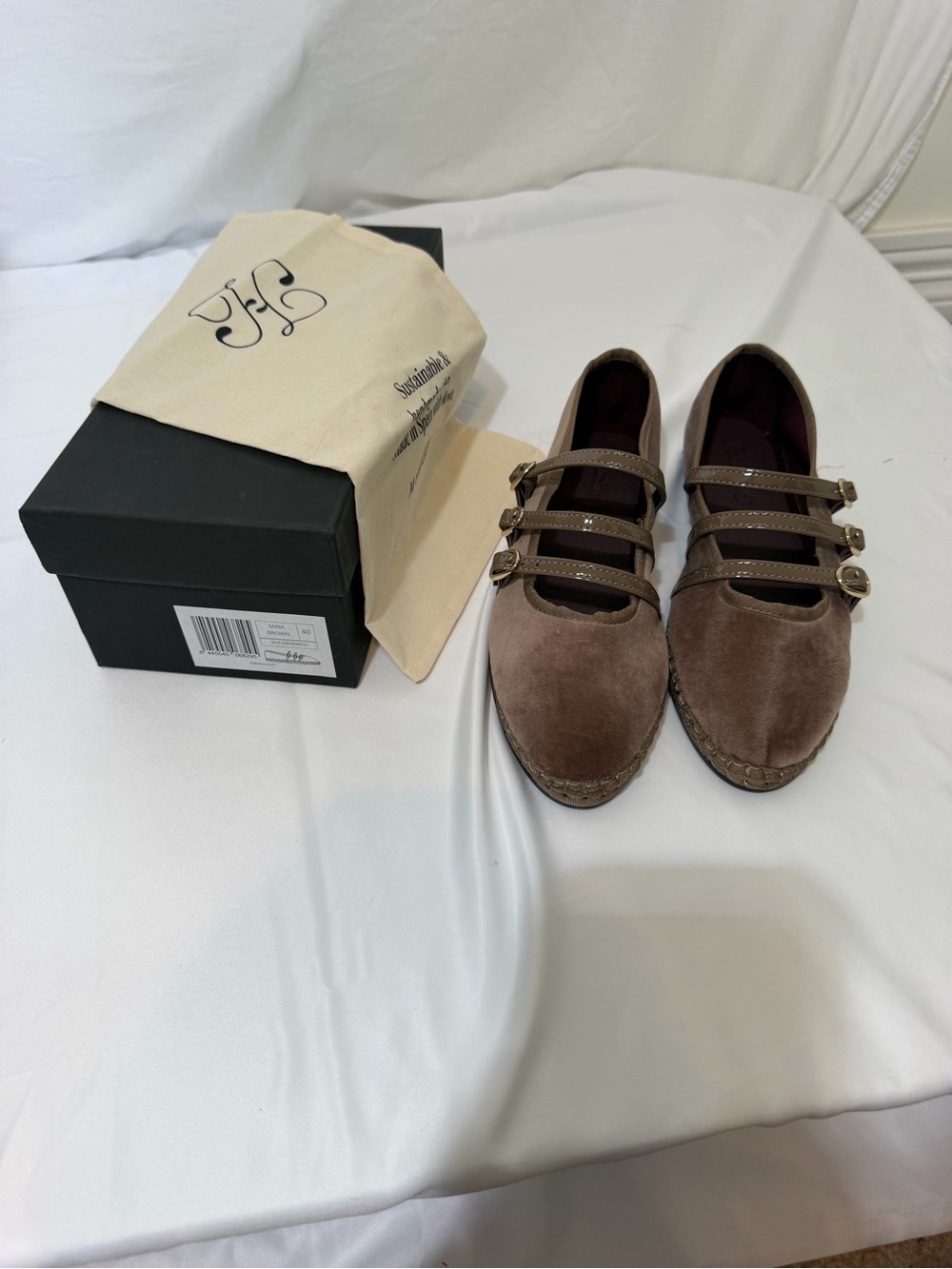 Flabelus Mina Triple Strap Velvet Mary Jane Flats Brown EU 40 NIB Handmade Spain - Picture 9 of 17